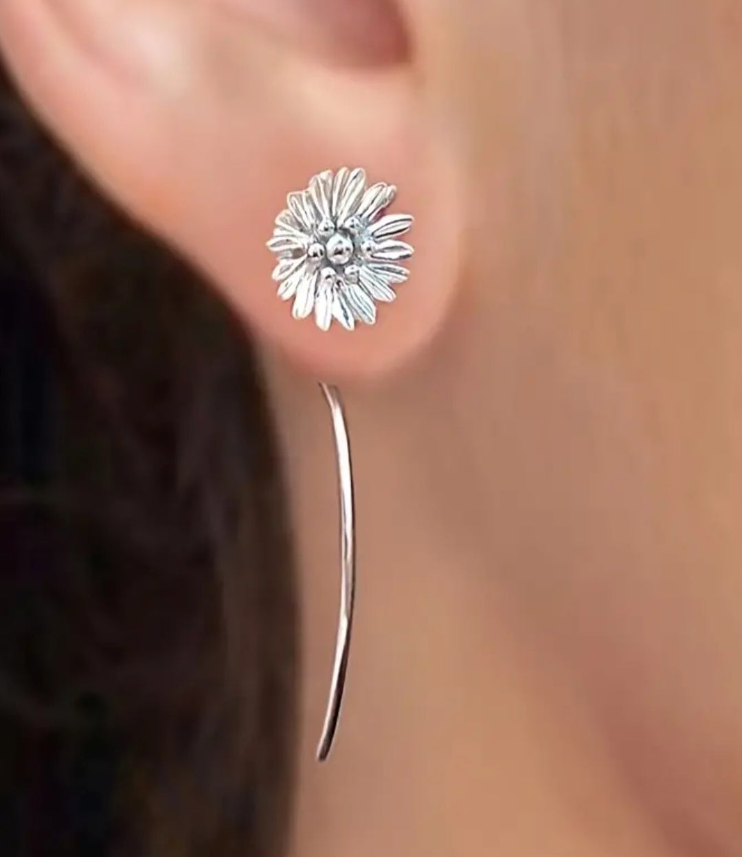 Women's Chrysanthemum Earrings